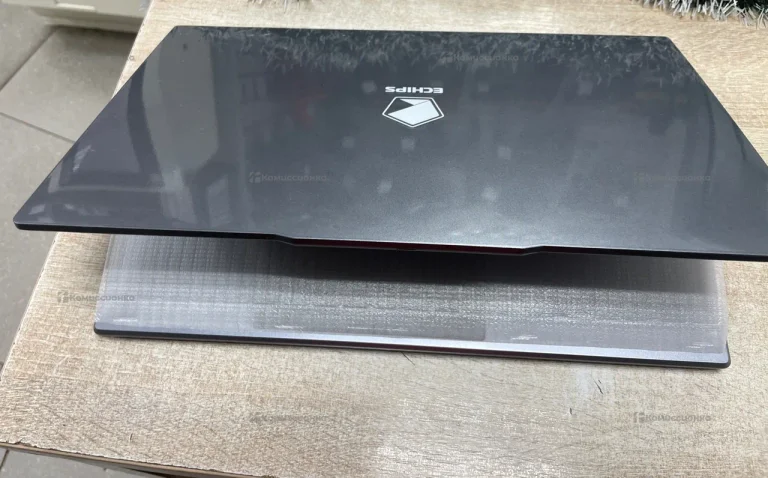 Ноутбук  echips bm156ul-s