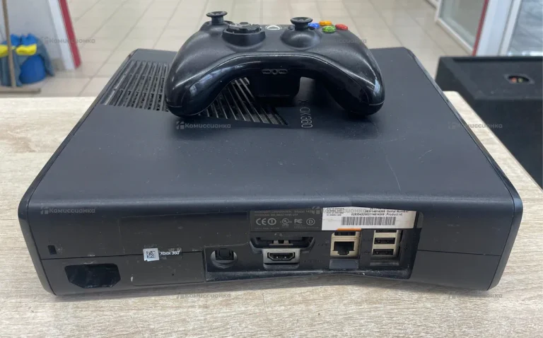 Приставка Xbox 360E