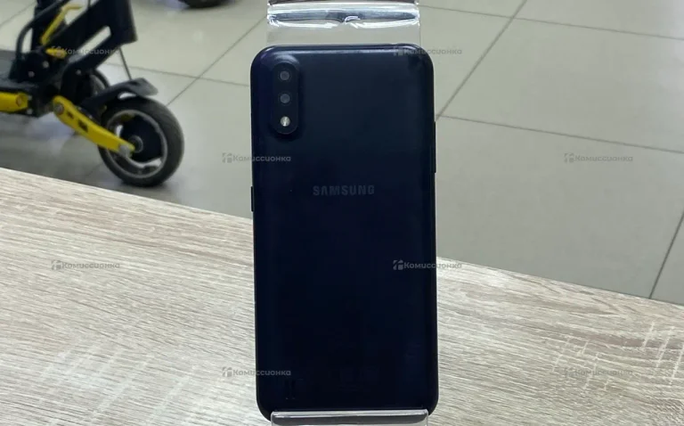 Samsung Galaxy A01 2/16 ГБ