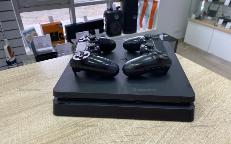 Приставка PlayStation 4 Fslim