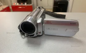 Видеокамера  canon 2000x