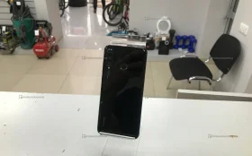 Huawei P30 lite 4/128 ГБ