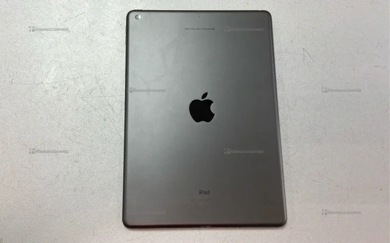 Планшет Apple iPad 8 поколения 32 ГБ