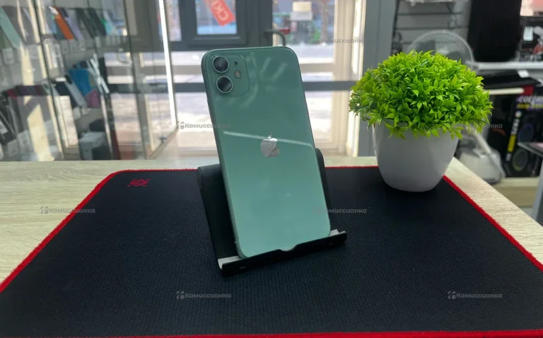 Apple iPhone 11 4/64 ГБ