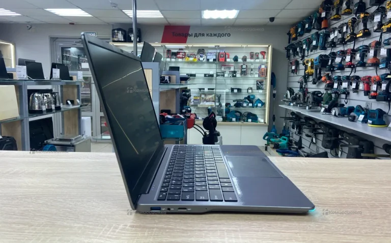 Ноутбук  Azerty RB-1558 Intel N95