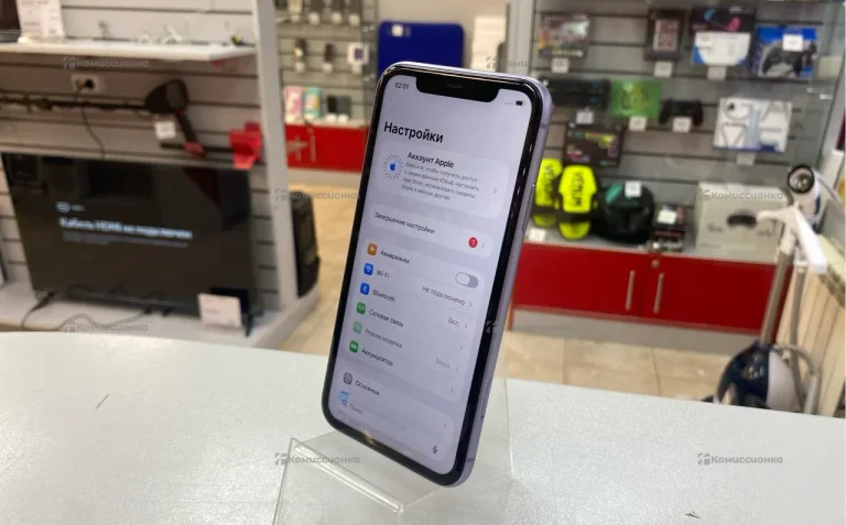 Apple iPhone 11 4/64 ГБ