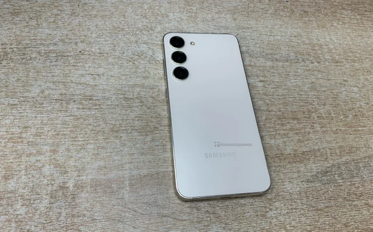 Samsung S23 8/128