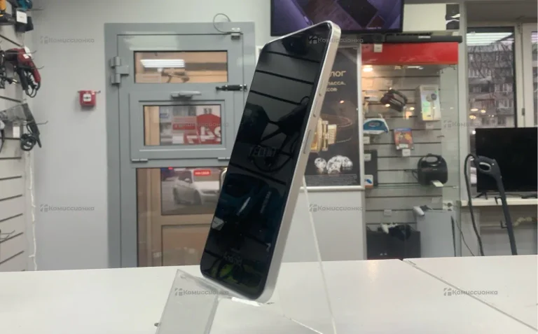 Tecno Spark 30C 4/128 ГБ