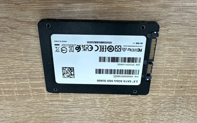 Жесткий диск  2.5" SATA 6Gb/s SSD SU650