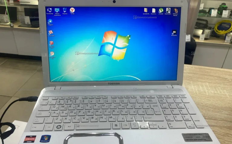 Ноутбук  TOSHIBA Satellite L850D