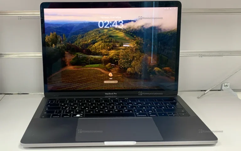 Ноутбук  Macbook Pro 13 (2018,8/256,i5,touchbar)