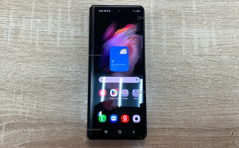 Samsung Galaxy Z Fold3 5G 12/256 ГБ