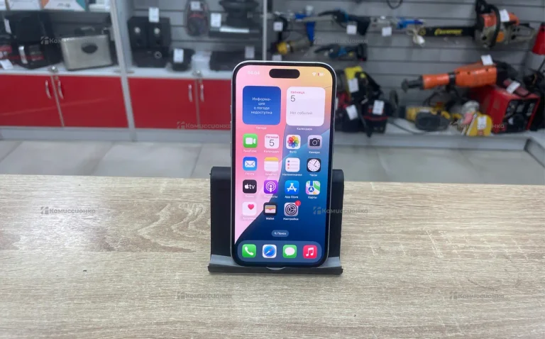 Apple iPhone 15 6/128 ГБ