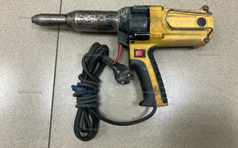 сетевой заклепочник Skytools sk1006