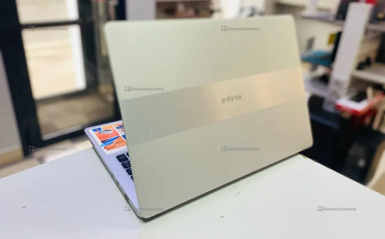 Ноутбук  Infinix Inbook y3 max