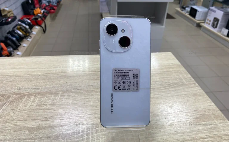 Tecno Spark Go 1 4/64 ГБ