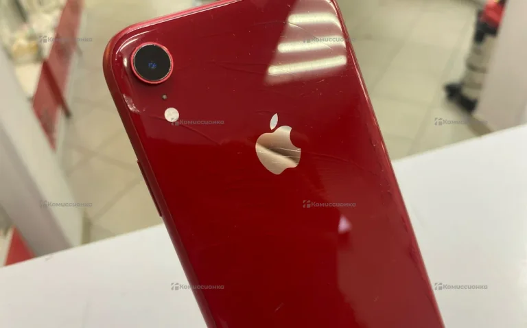 Apple iPhone XR 3/128 ГБ