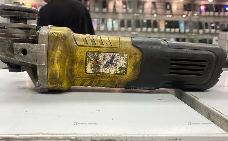 УШМ 125 Stanley