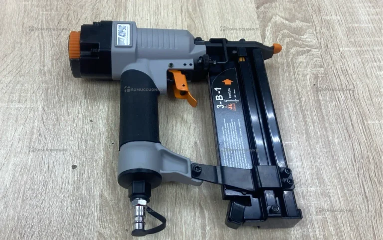 Компрессор масляный FoxWeld Aero 5940 220/24