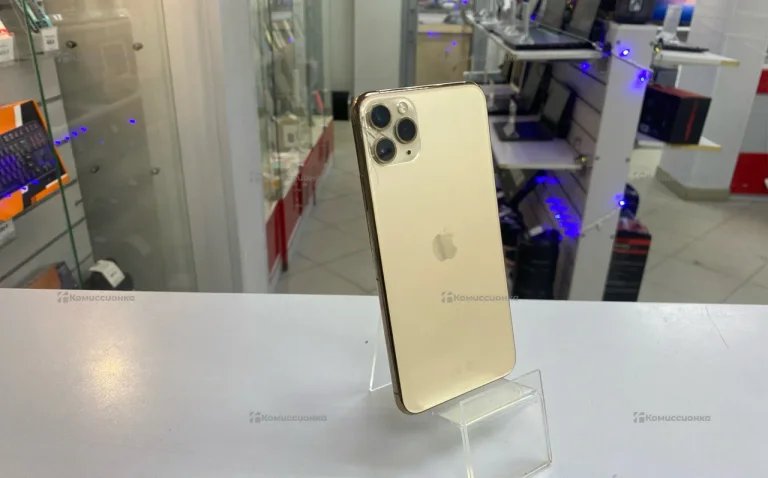 Apple iPhone 11 Pro Max 4/64 ГБ
