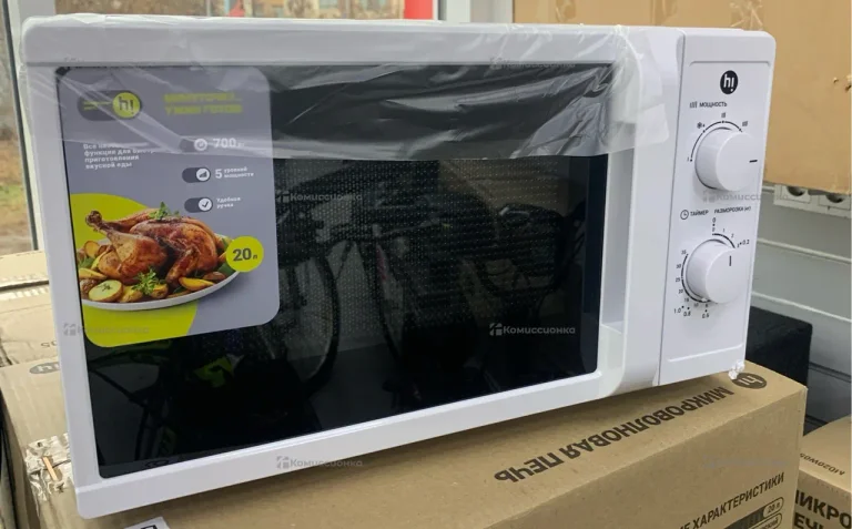 Микроволновая печь HI M020W05
