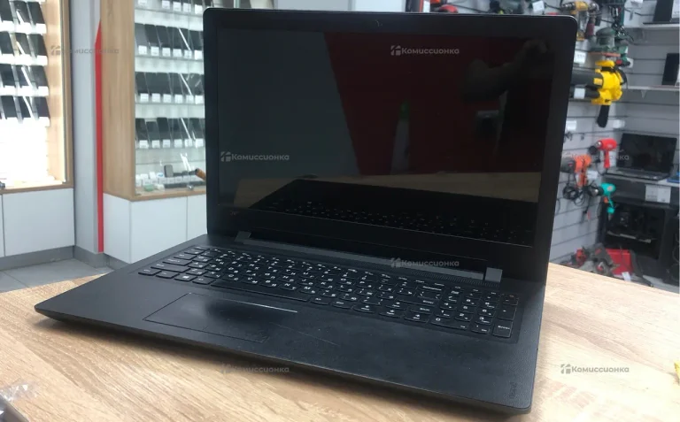 Ноутбук  lenovo 80tr