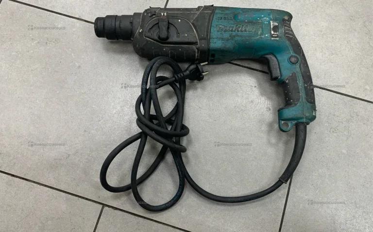 Перфоратор Makita 2470HR