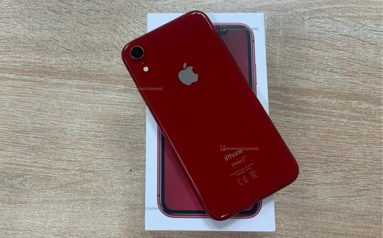 Apple iPhone XR 3/128 ГБ