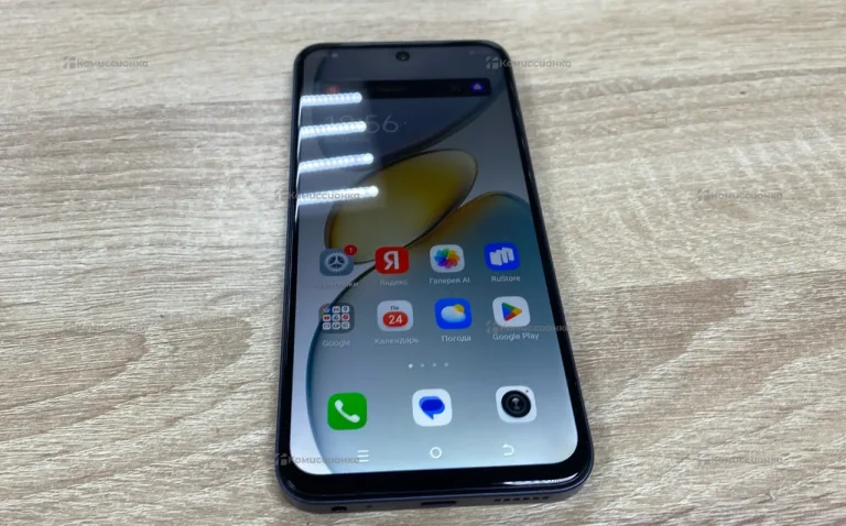 Tecno Spark Go 1 3/64 ГБ