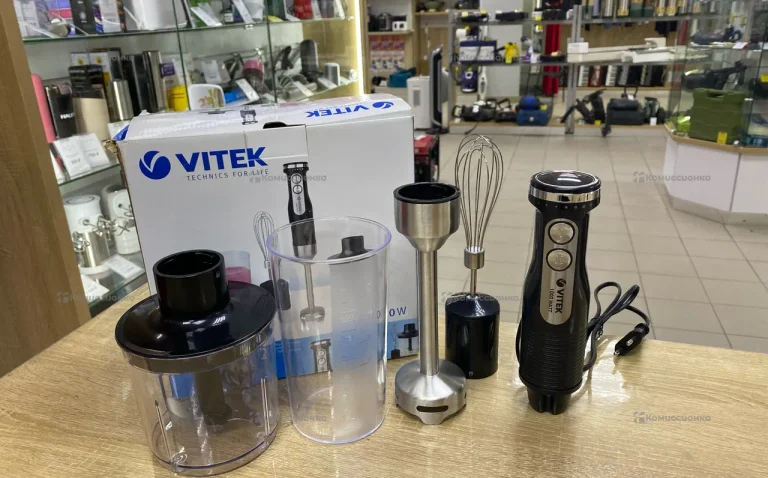 Блендер Vitek VT-8532