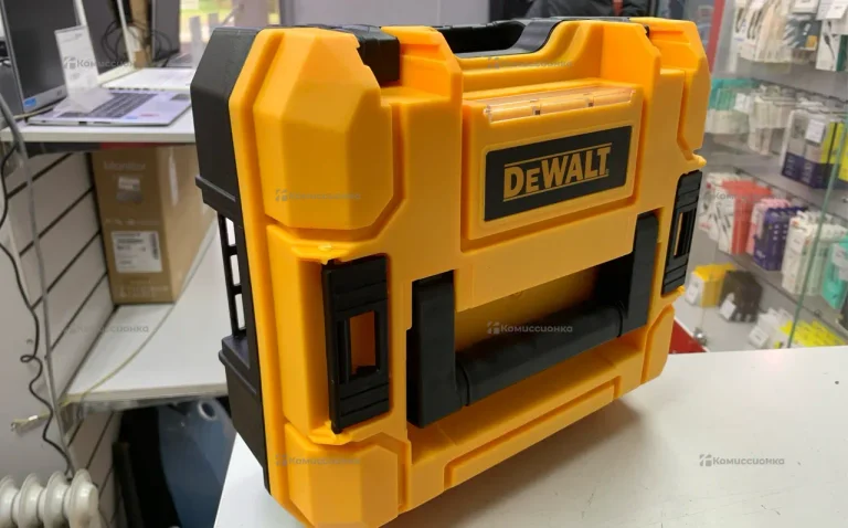 шуруповерт Dewalt (реплика) 18-40n