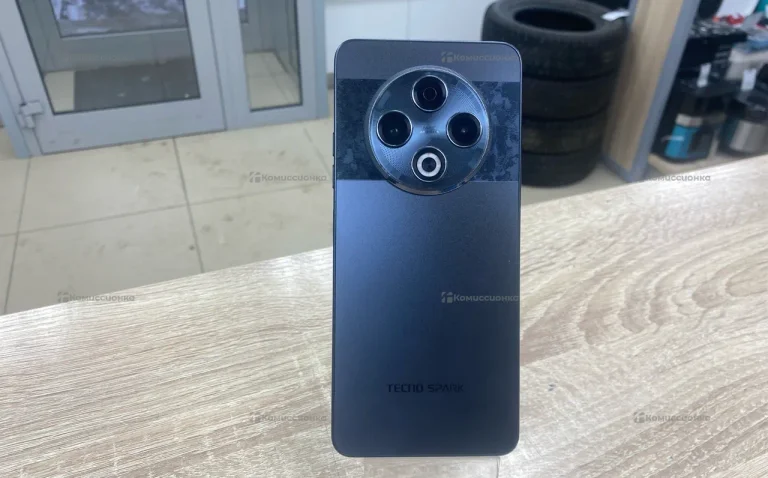 Tecno Spark 30 8/128 ГБ