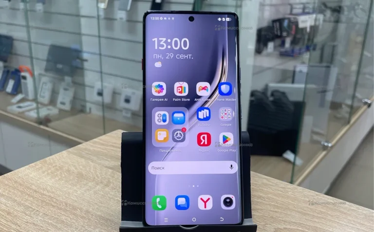 Tecno CAMON 40 Pro 5G 8/256 Гб