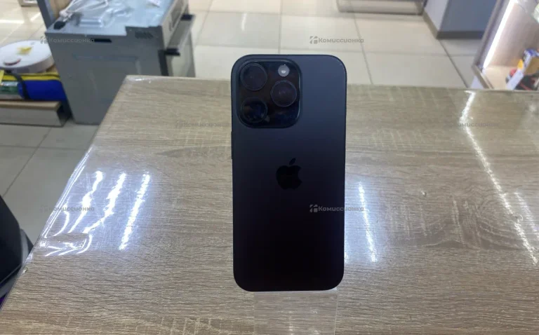 Apple iPhone 16 Pro 8/128 ГБ
