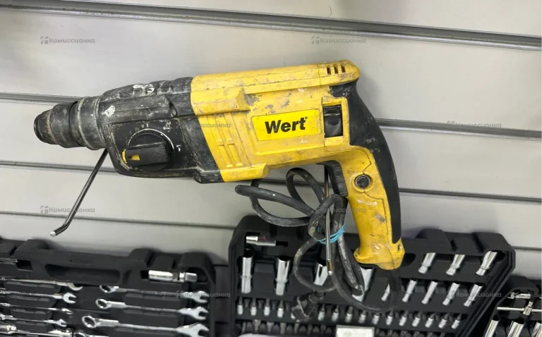 Перфоратор Wert ERH 0724HRE