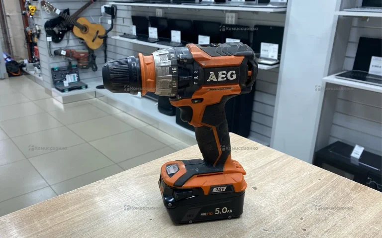 Дрель-шуруповерт AEG BSB 18CBL LI-152C