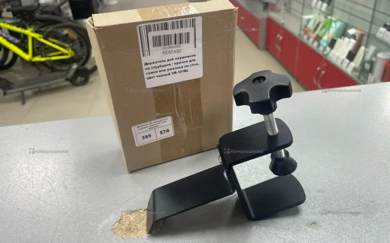 Держатель для наушников на струбцине / крючок для