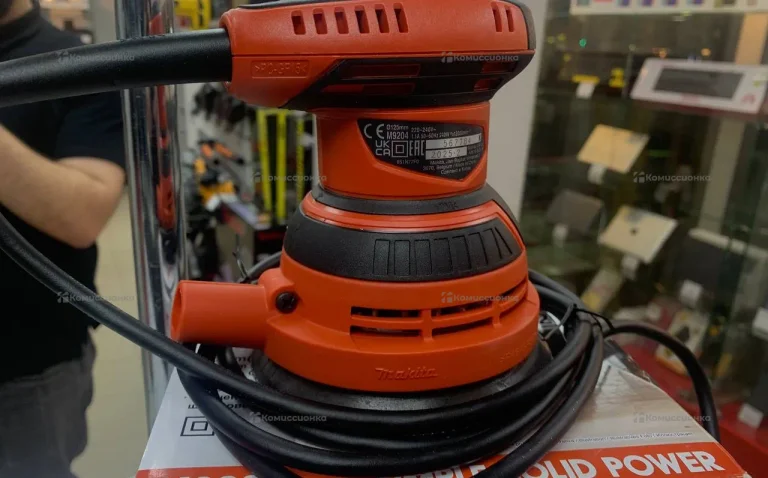 Эксцентриковая шлифмашина makita M9204