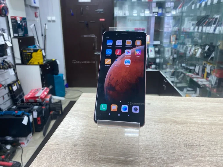 Xiaomi Redmi Note 5 3/32 ГБ