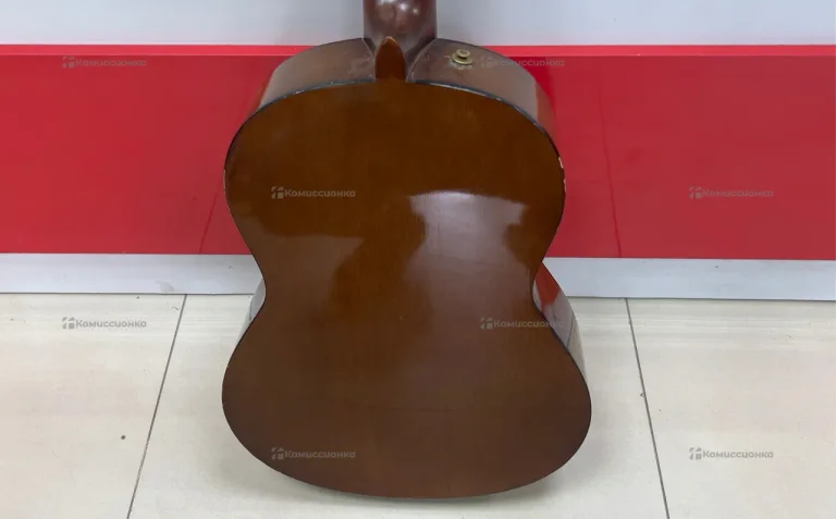Гитара YAMAHA C40