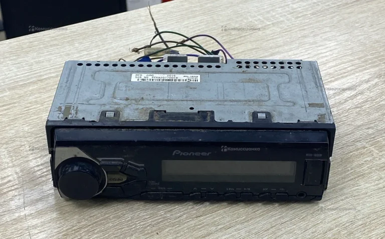 Автомагнитола  PIONEER MVH-180UB