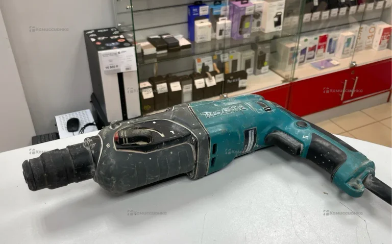 Перфоратор makita HR2470