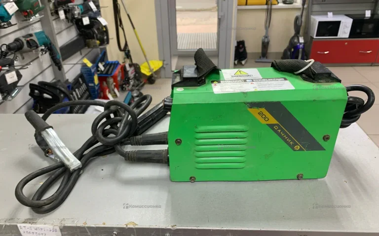 Сварочный аппарат Дачник 200