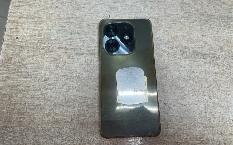 Tecno Spark 20C 4/128 ГБ