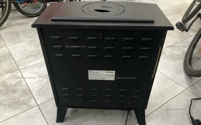 Электрокамин Electrolux