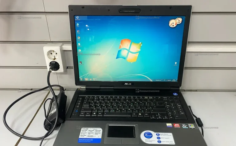 Ноутбук  ASUS