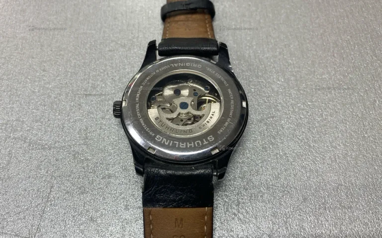 Часы Stuhrling original