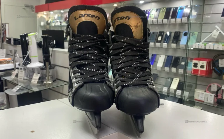 Коньки Larsen size 43