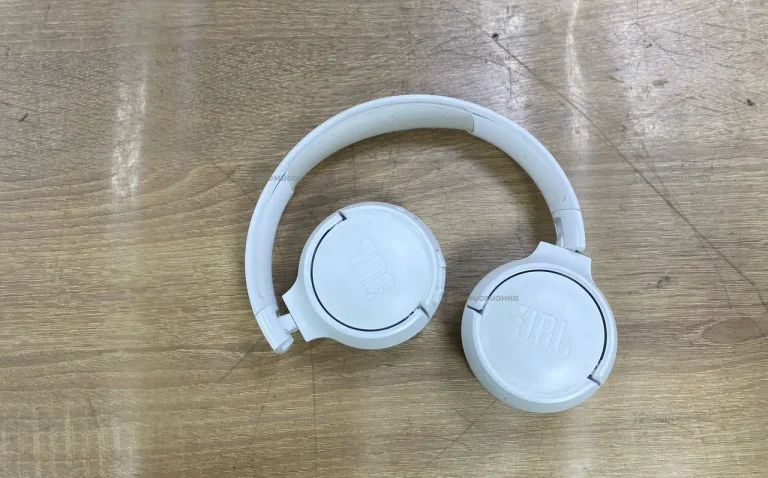 Наушники JBL 520BT