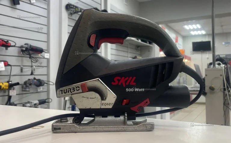 Электролобзик Skil 4381 LA